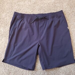 L.L. Bean Navy XL 9" Short with Pockets